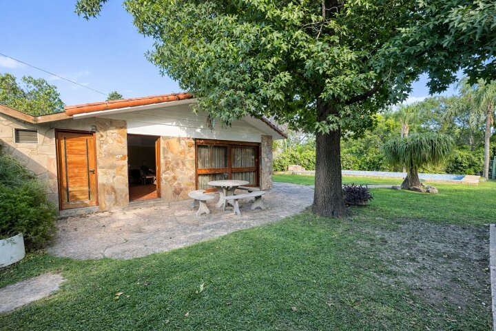 Casas - Funes - Venta