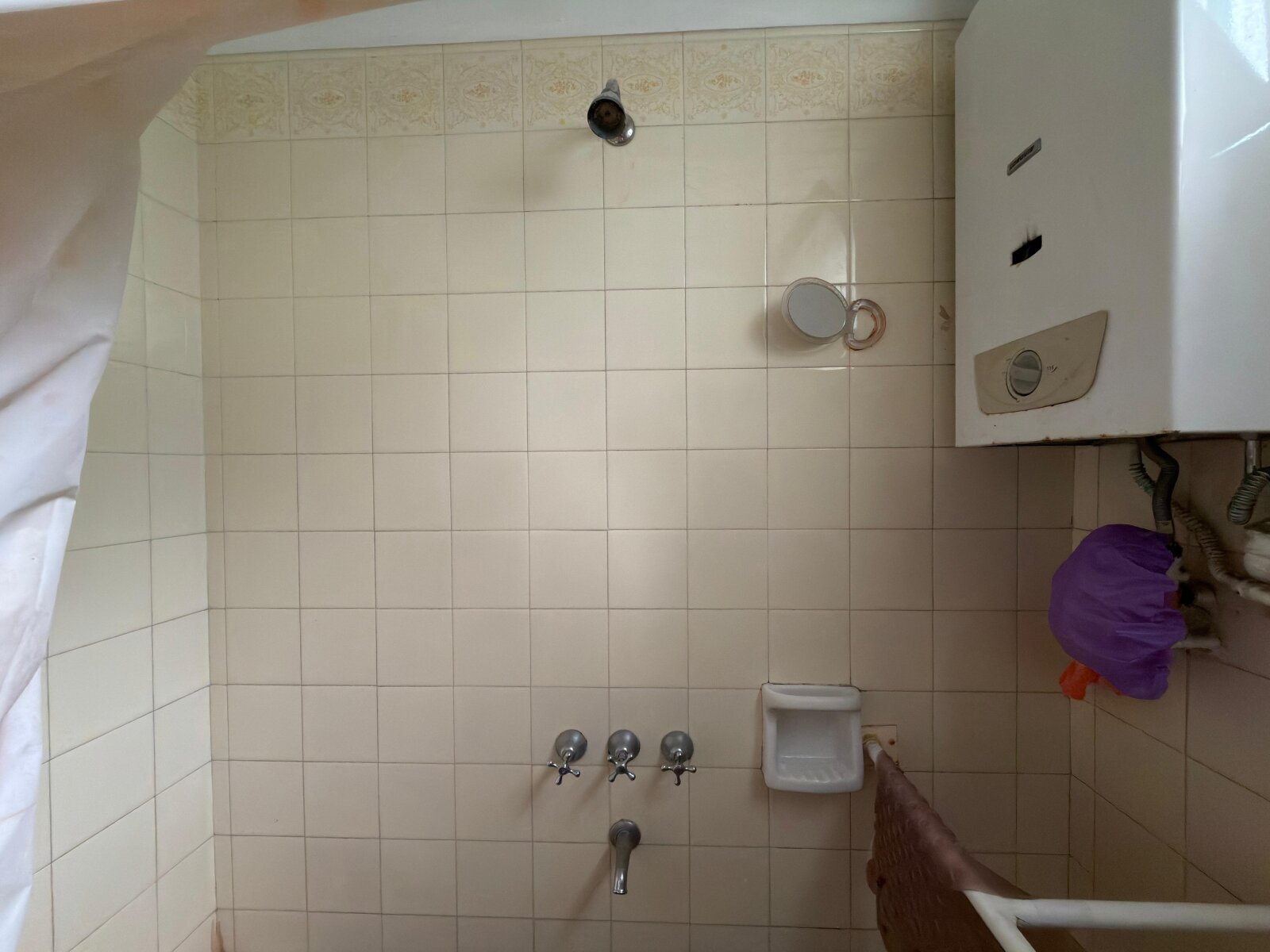 CASA DE PASILLO SOBRE BV. OROÑO, A METROS DE SANTA FE. — foto 8