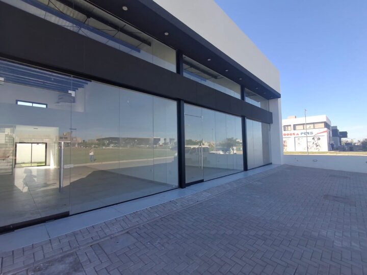 ALQUILER LOCAL COMERCIAL DOCTA USD 1.700.000