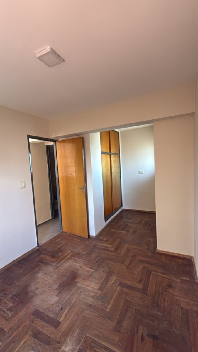 ¡Con Balcón Grande! Depto en Nueva Córdoba - Ideal Inversores - Imagen 9