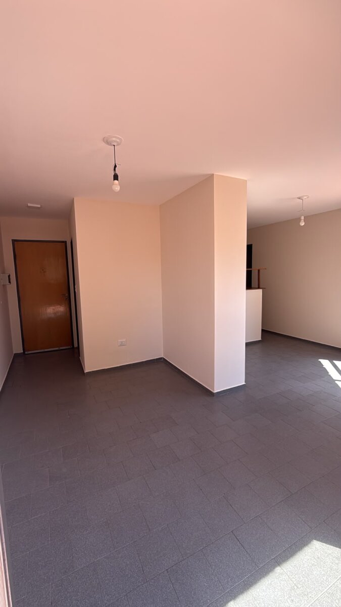 ¡Con Balcón Grande! Depto en Nueva Córdoba - Ideal Inversores - Imagen 2