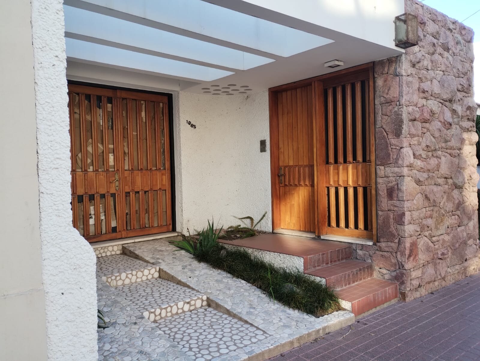 VENTA CASA | GRAL PAZ | 3 DORMITORIOS | COCHERA P/ 3