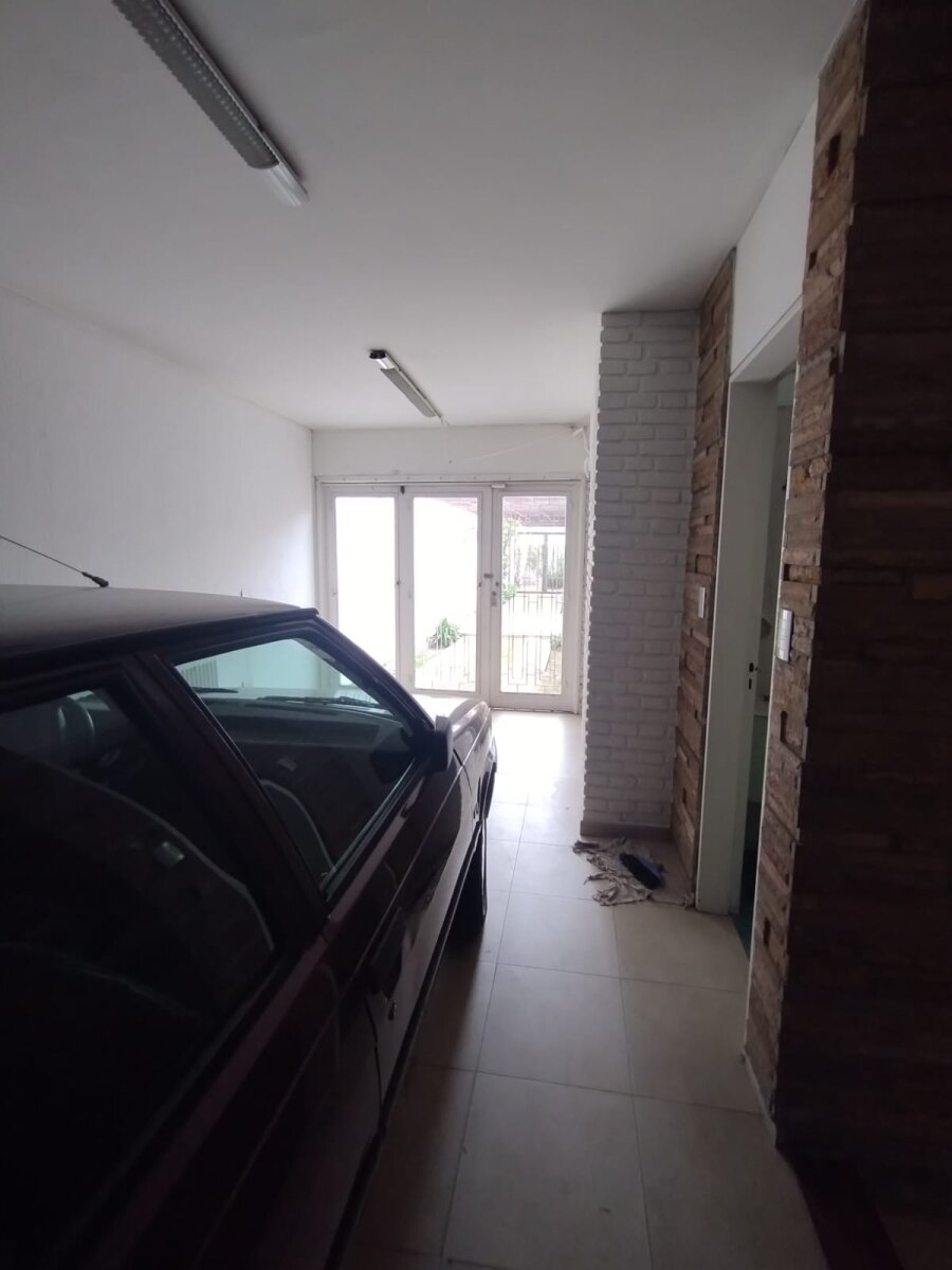 VENTA CASA | GRAL PAZ | 3 DORMITORIOS | COCHERA P/ 3 - Imagen 9