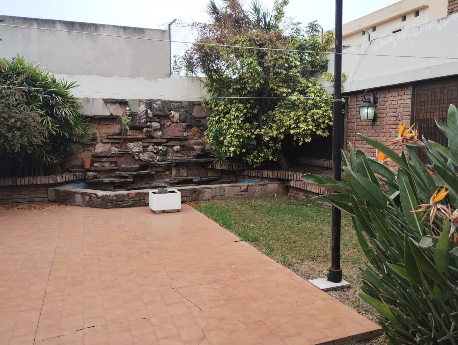 VENTA CASA | GRAL PAZ | 3 DORMITORIOS | COCHERA P/ 3 - Imagen 8