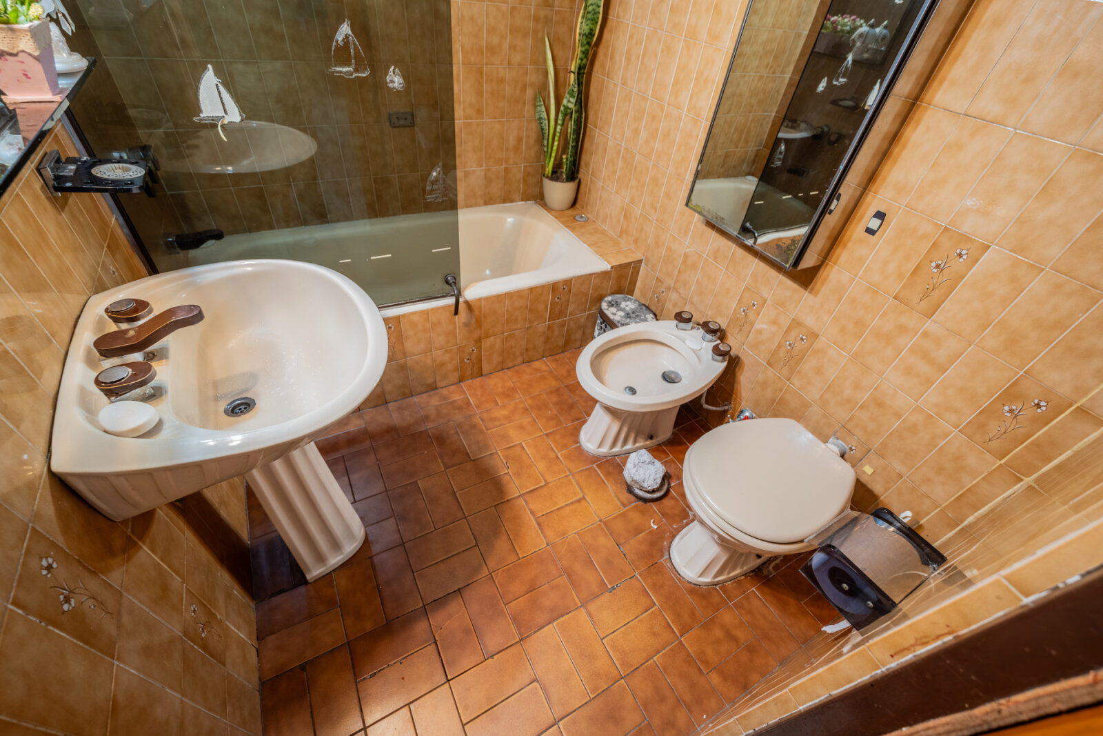 Casa | 5 Ambientes 3 baños | Fondo Libre | Apto Credito | Ramos Mejía — foto 8