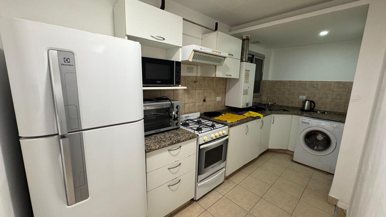 Centro - Departamento En Venta 2 Dormitorios- Opcion Amoblado. - Imagen 13