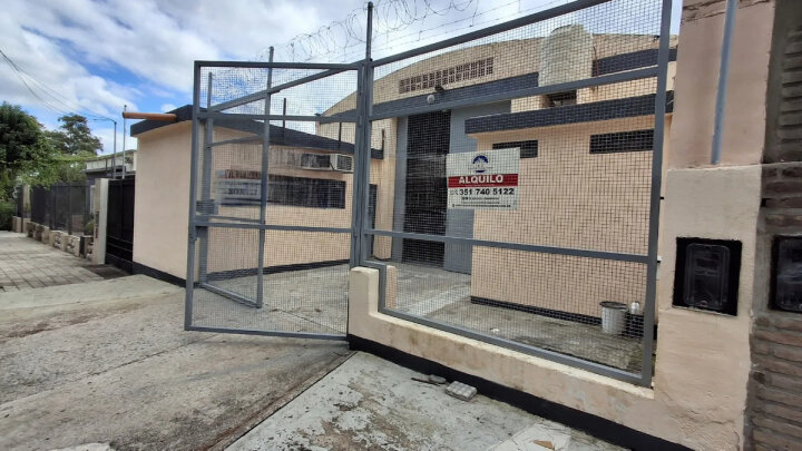 Importante Galpon En venta en Calera