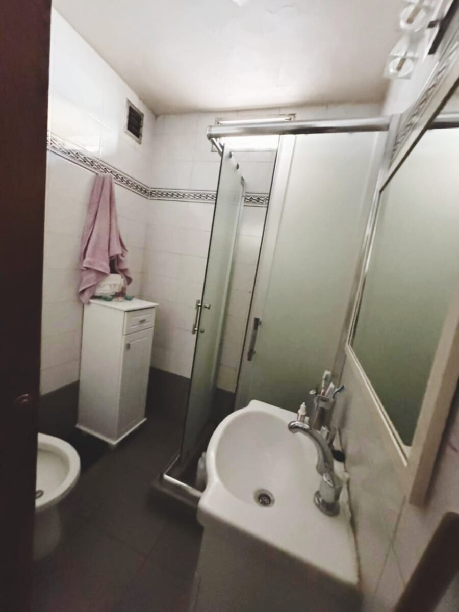 Departamento 4 Ambientes CON BALCON Flores — foto 6