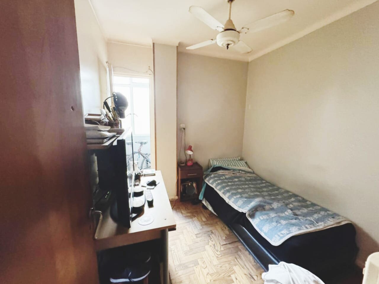 Departamento 4 Ambientes CON BALCON Flores — foto 4
