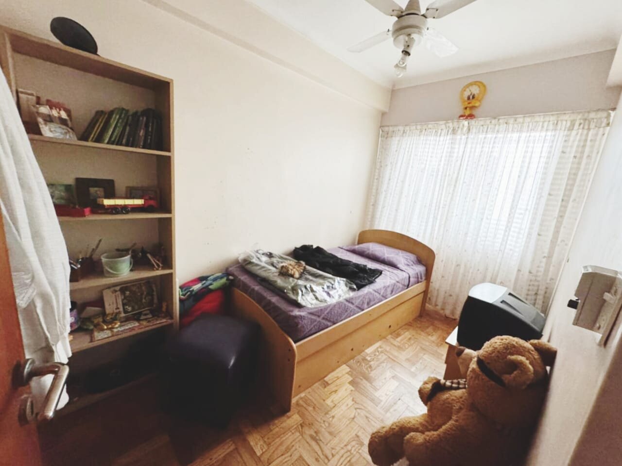 Departamento 4 Ambientes CON BALCON Flores — foto 5