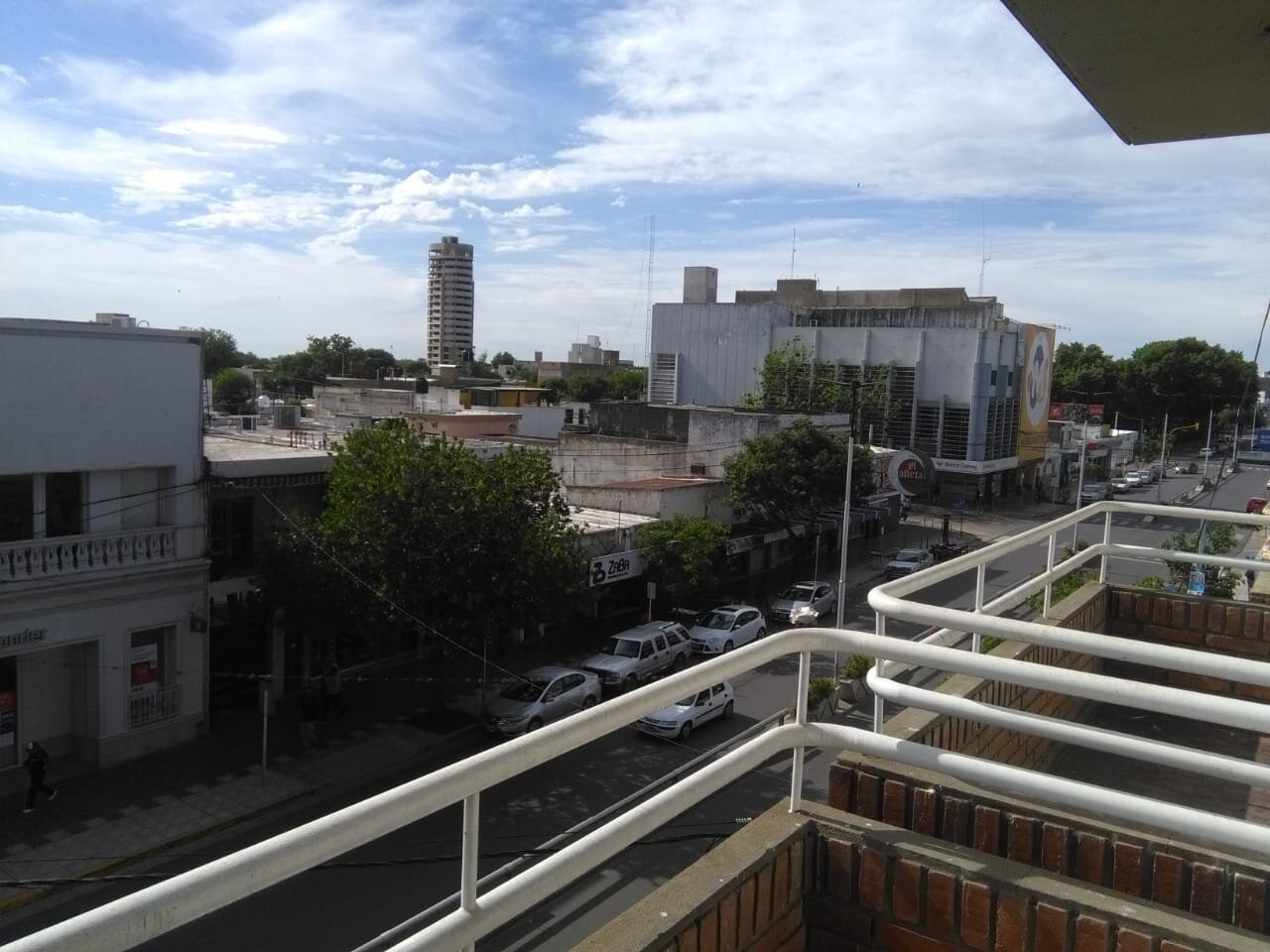 Av. San Martin 1085 3ero A, Edificio el Libertador, San Lorenzo. - 11