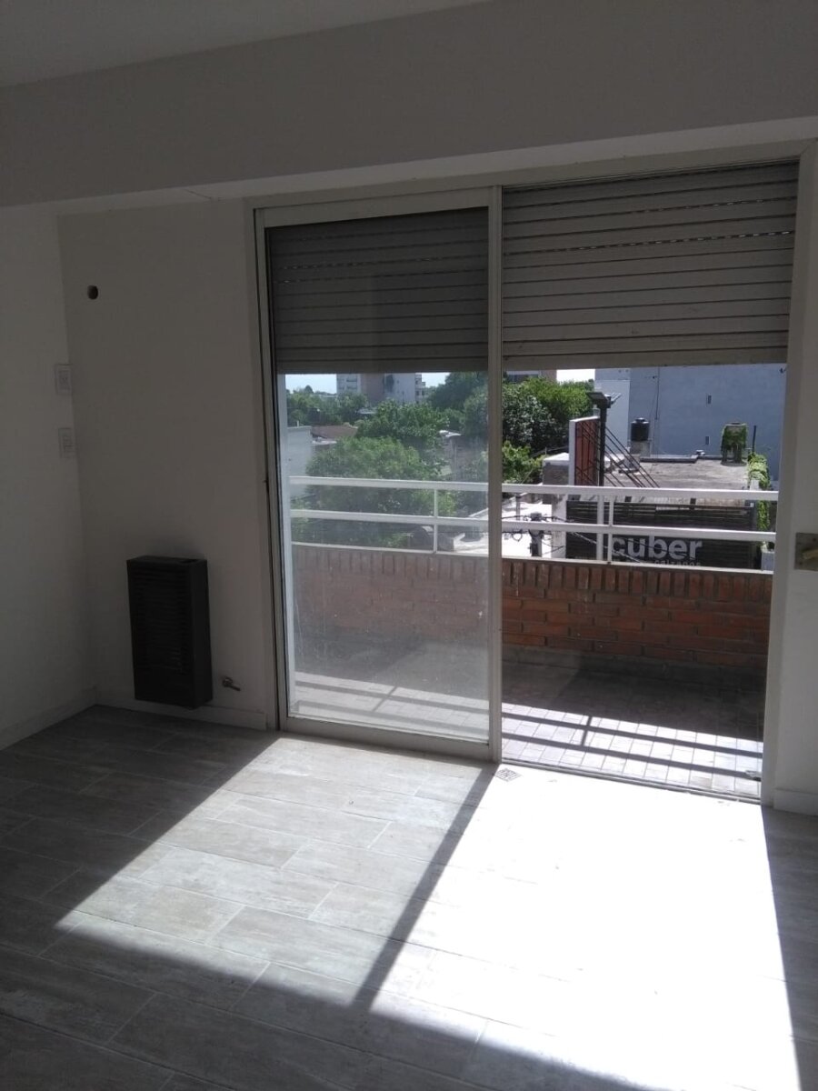 Av. San Martin 1085 3ero A, Edificio el Libertador, San Lorenzo. - 6