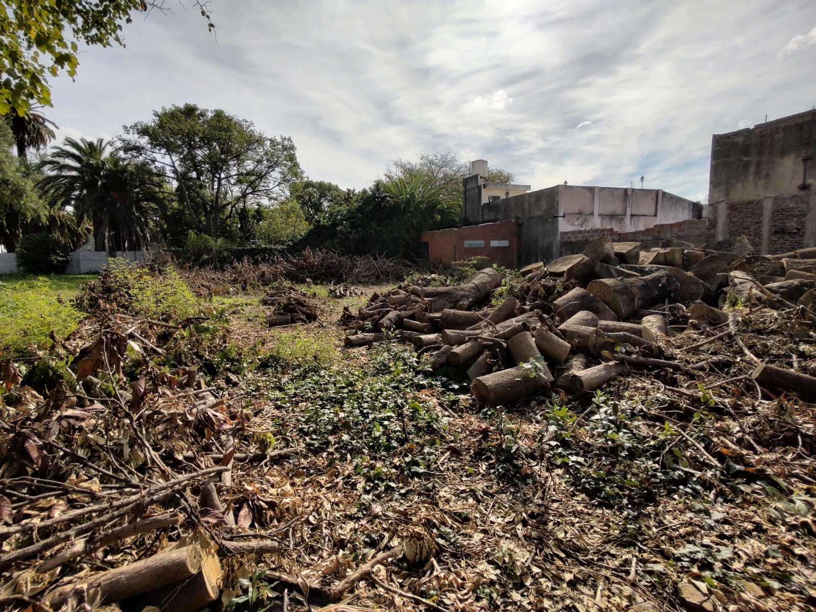 Venta lote 560 m2 en Moron - 4