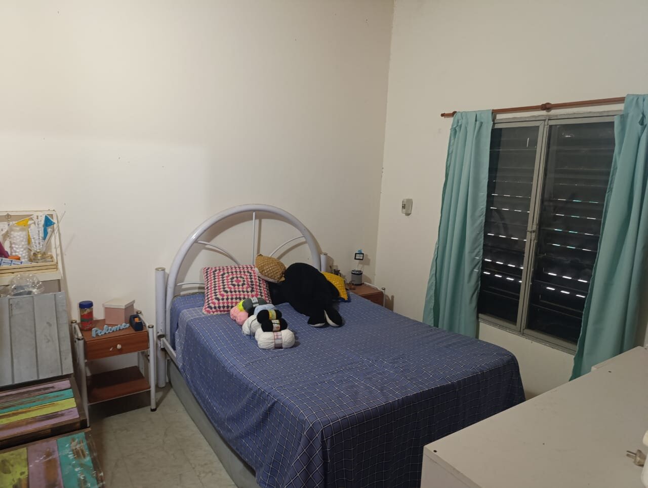 Casa con pileta y parque arbolado en Andino, dos dormitorios - 16
