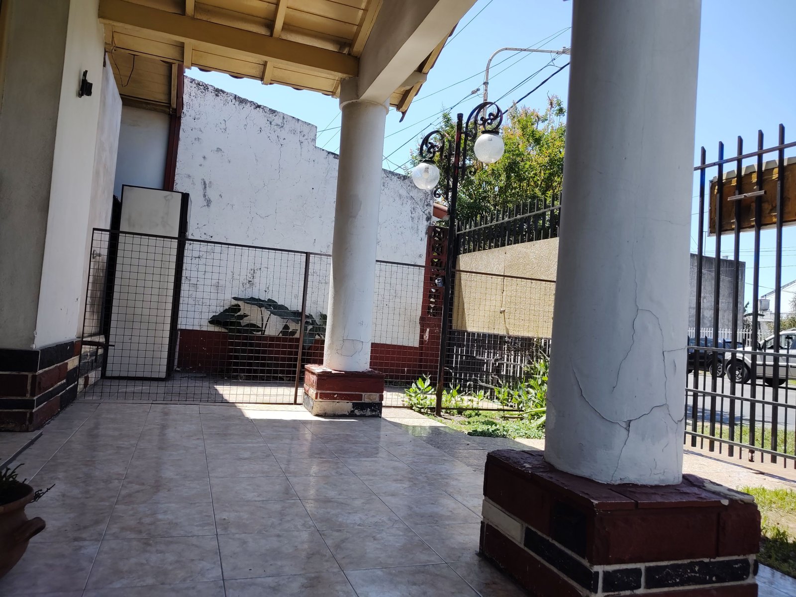 Venta esquina uso comercial en Morón - 5