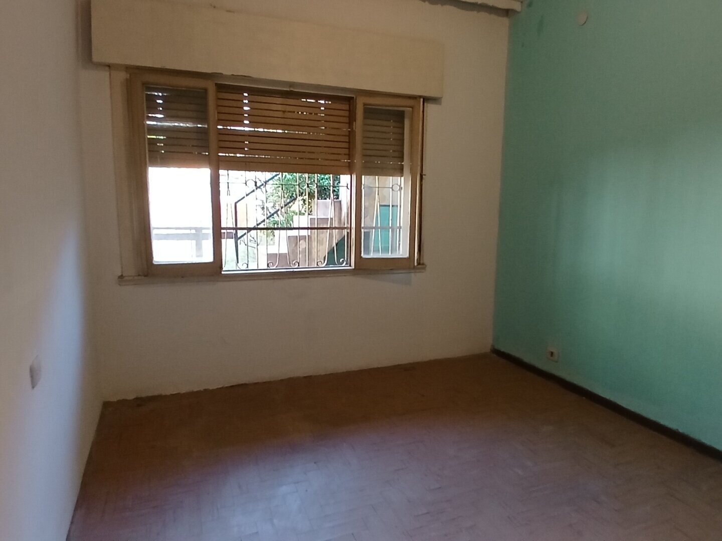 Casa en VENTA en VILLA LUGANO 3 ambientes amplios Cochera Jardin Fondo Quincho y/o Galpon Terraza Excelente ubicacion - 19