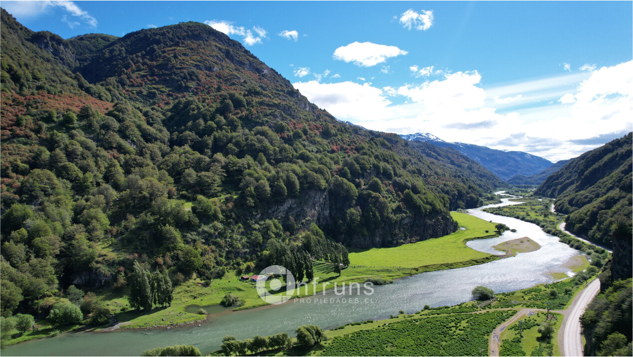 Campo en Venta en Coyhaique | 15 Dormitorios | 15 Baños | 10210000 m² | UF 82.729 - 6