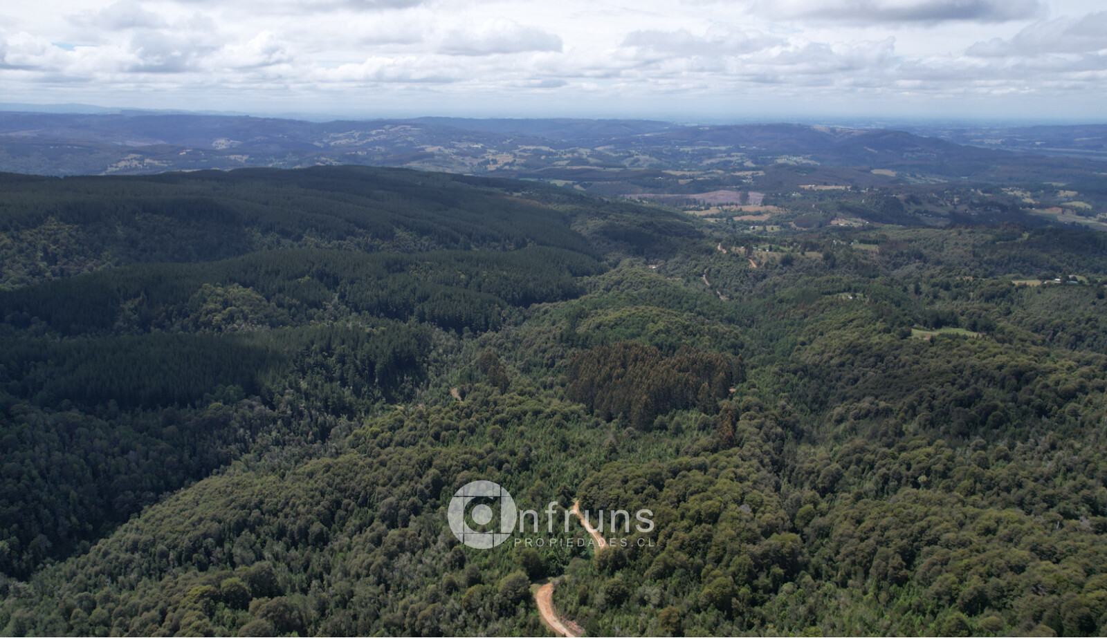 Terreno en Venta en Region de Aysen | 15 Dormitorios | 15 Baños | 27540000 m² | UF 64.825 - 5