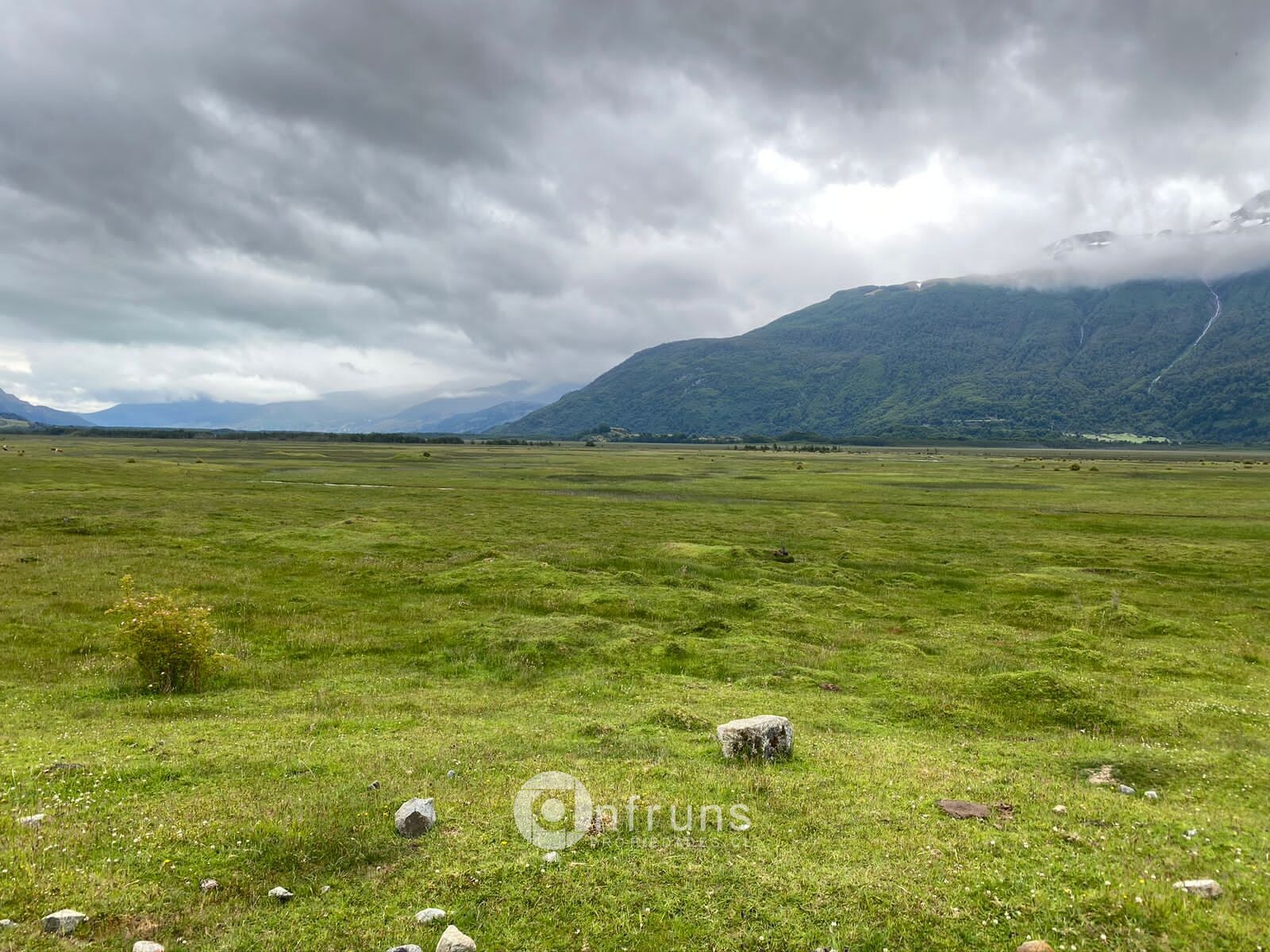 Campo en Venta en Cerro Castillo | 15 Dormitorios | 15 Baños | 2550000 m² | UF 20.043 - 7
