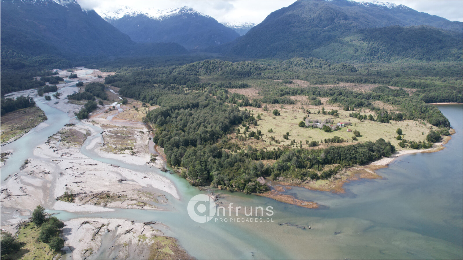 Campo en Venta en Coyhaique | 15 Dormitorios | 15 Baños | 2280000 m² | UF 38.760 - 6