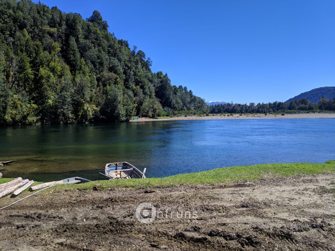 Terreno en Venta en Puerto Cisnes | 15 Dormitorios | 15 Baños | 830000 m² | UF 5.500 - 4
