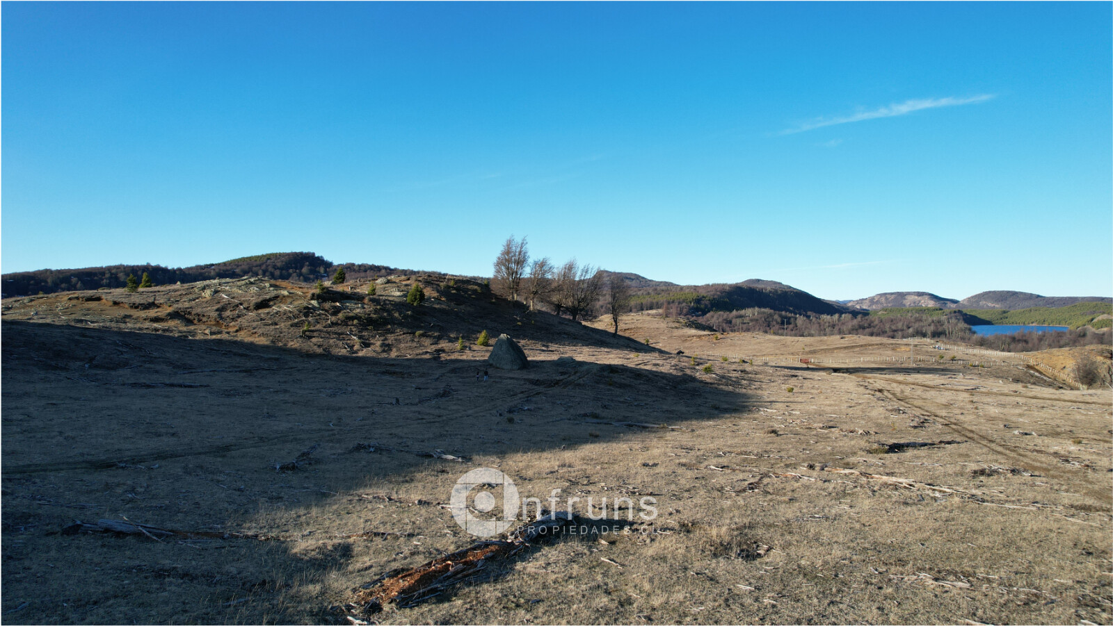 Campo en Venta en Balmaceda | 15 Dormitorios | 15 Baños | 320000 m² | UF 10.991 - 3