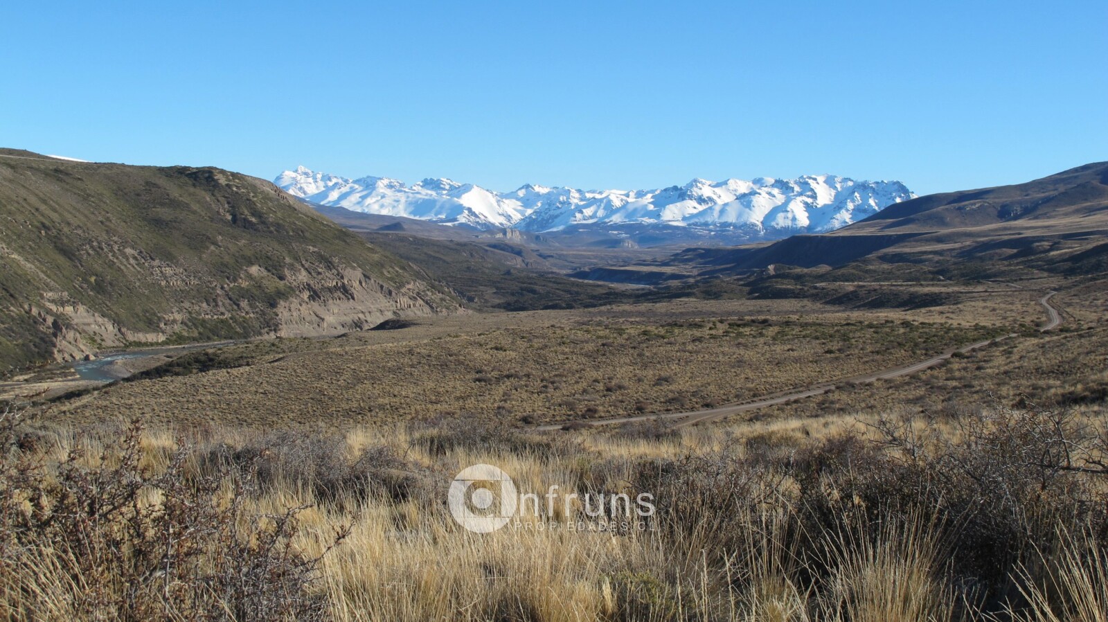 Campo en Venta en Chile Chico | 15 Dormitorios | 15 Baños | 6000000 m² | UF 28.778 - 10