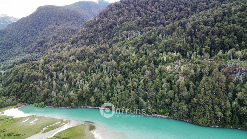 Terreno con orilla de lago en entorno exclusivo | Lago Verde 6