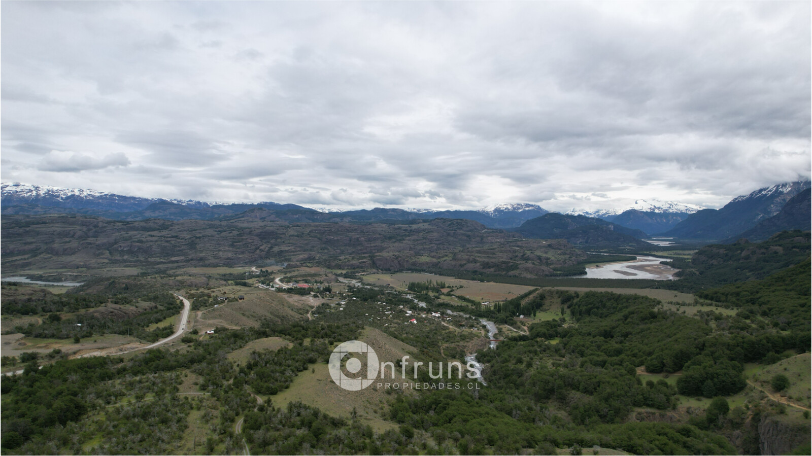 Parcela en Venta en Cochrane | 15 Dormitorios | 15 Baños | 50000 m² | UF 3.140 - 4