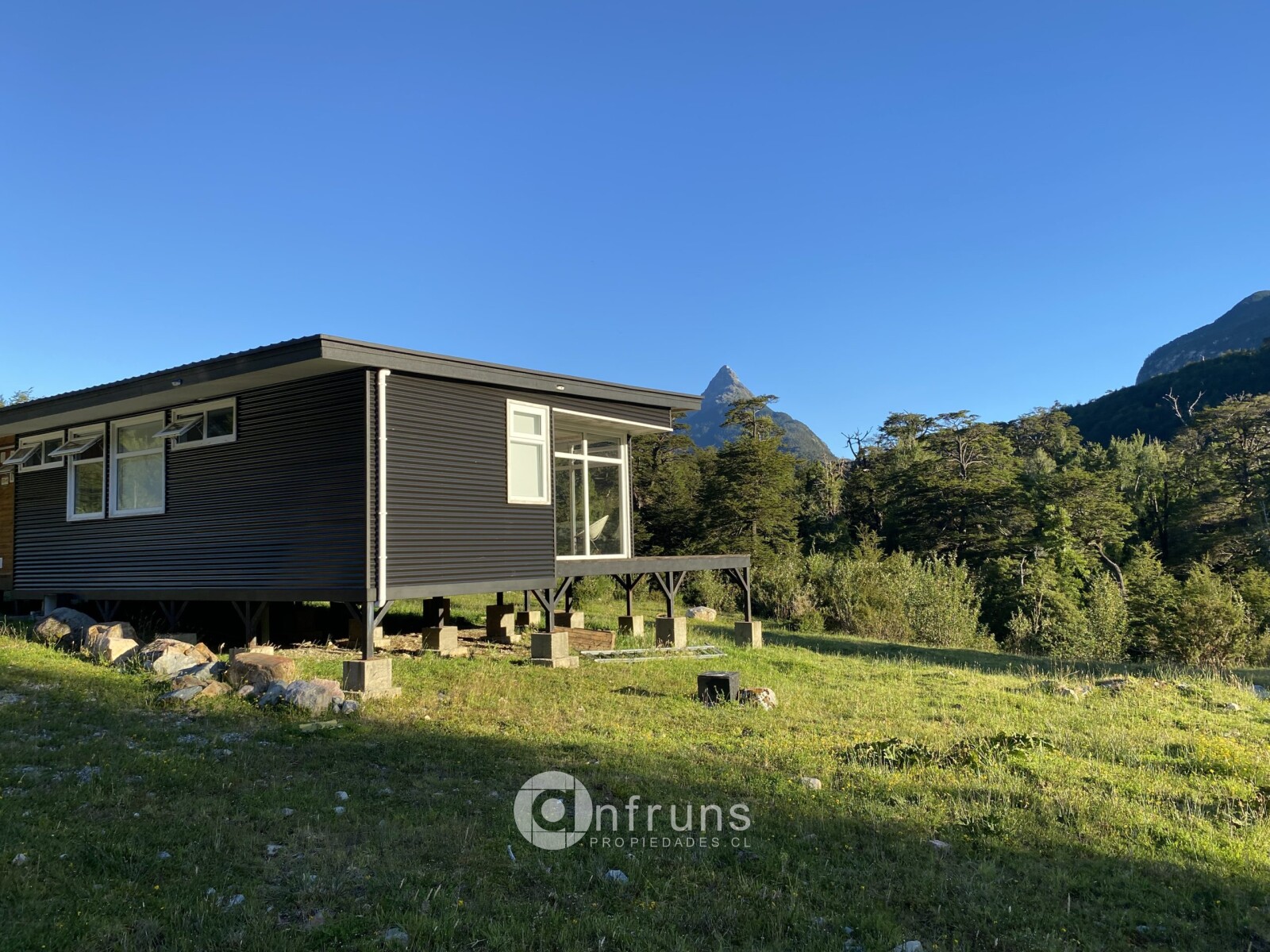 Terreno en Venta en Puerto Cisnes | 3 Dormitorios | 2 Baños | 126 m² | UF 7.600 - 4