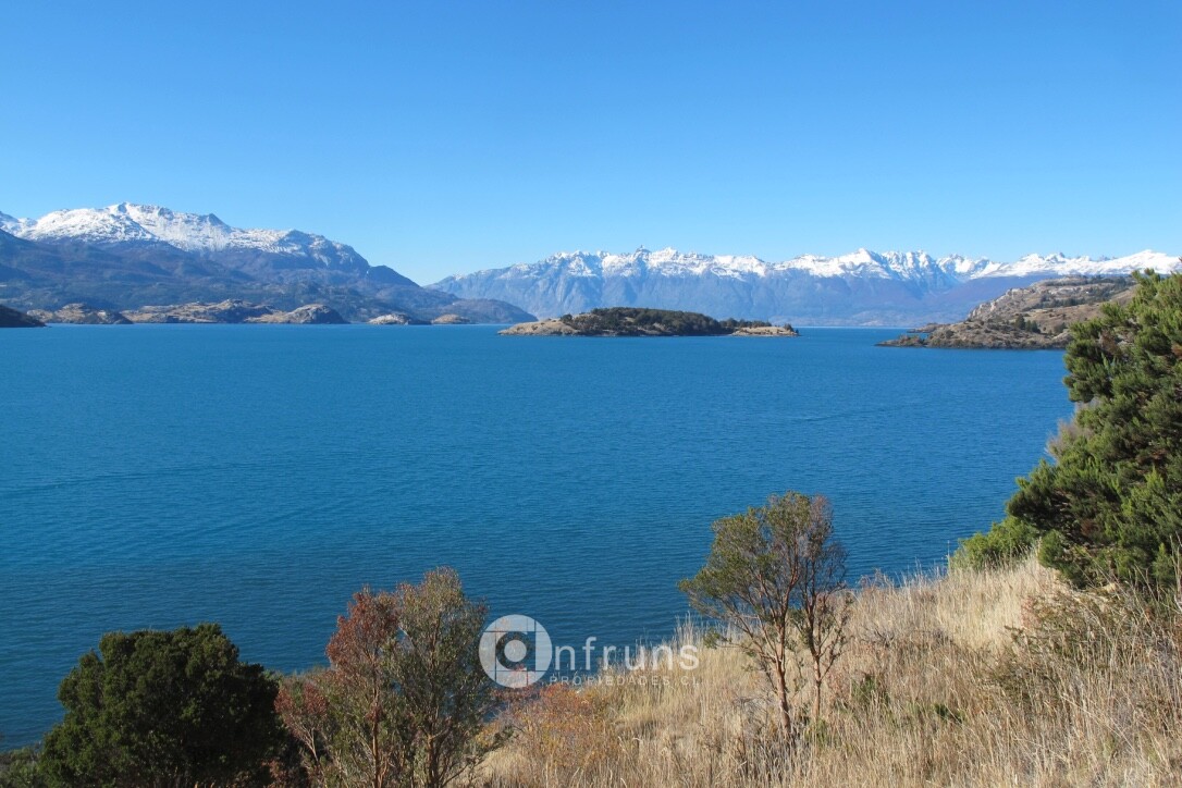 Terreno en Venta en Lago General Carrera | 15 Dormitorios | 15 Baños | 5000 m² | UF 4.960 - 9