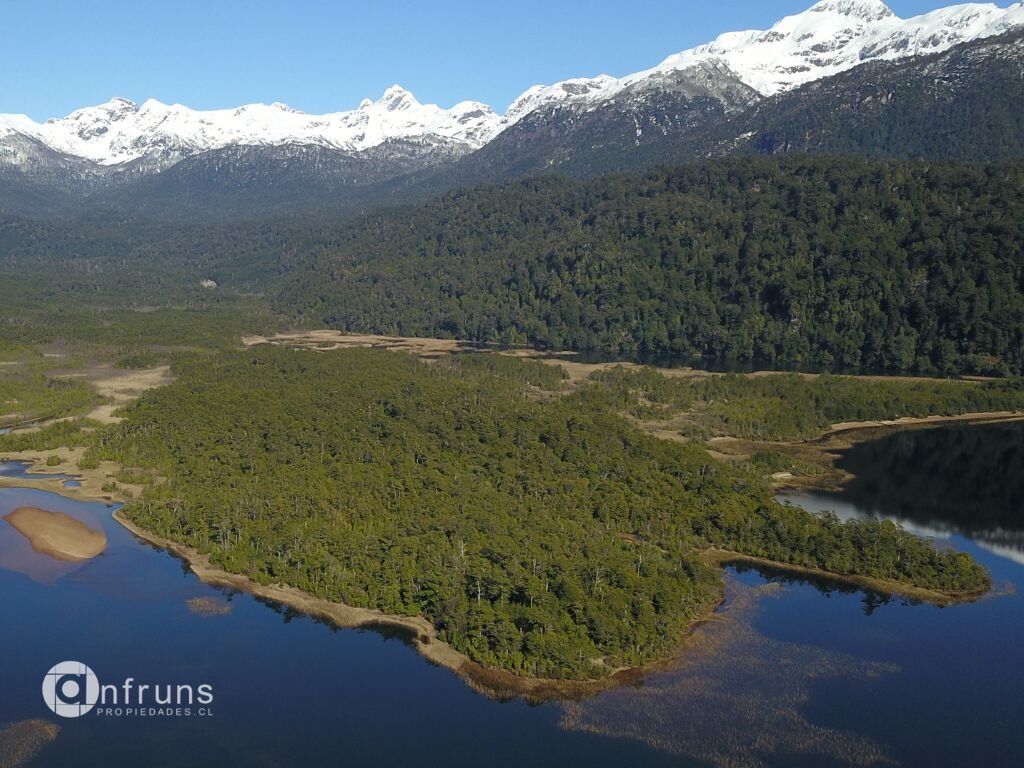 Fundo en venta con lagos y pesca deportiva | La Meseta 620