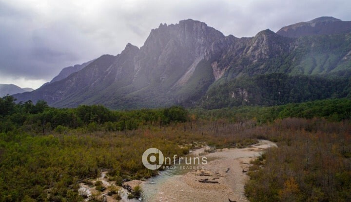 Lodge en Venta en Carretera Austral | 15 Dormitorios | 15 Baños | 6200000 m² | UF 27.858 - 3
