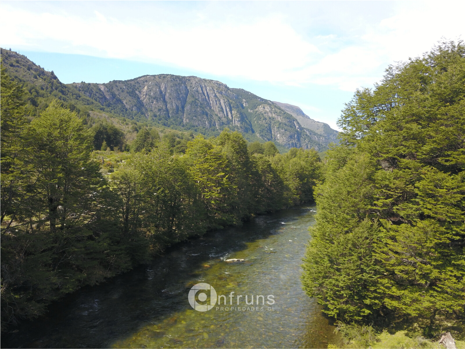 Lodge en Venta en Coyhaique | 15 Dormitorios | 15 Baños | 200000 m² | UF 5.500 - 8