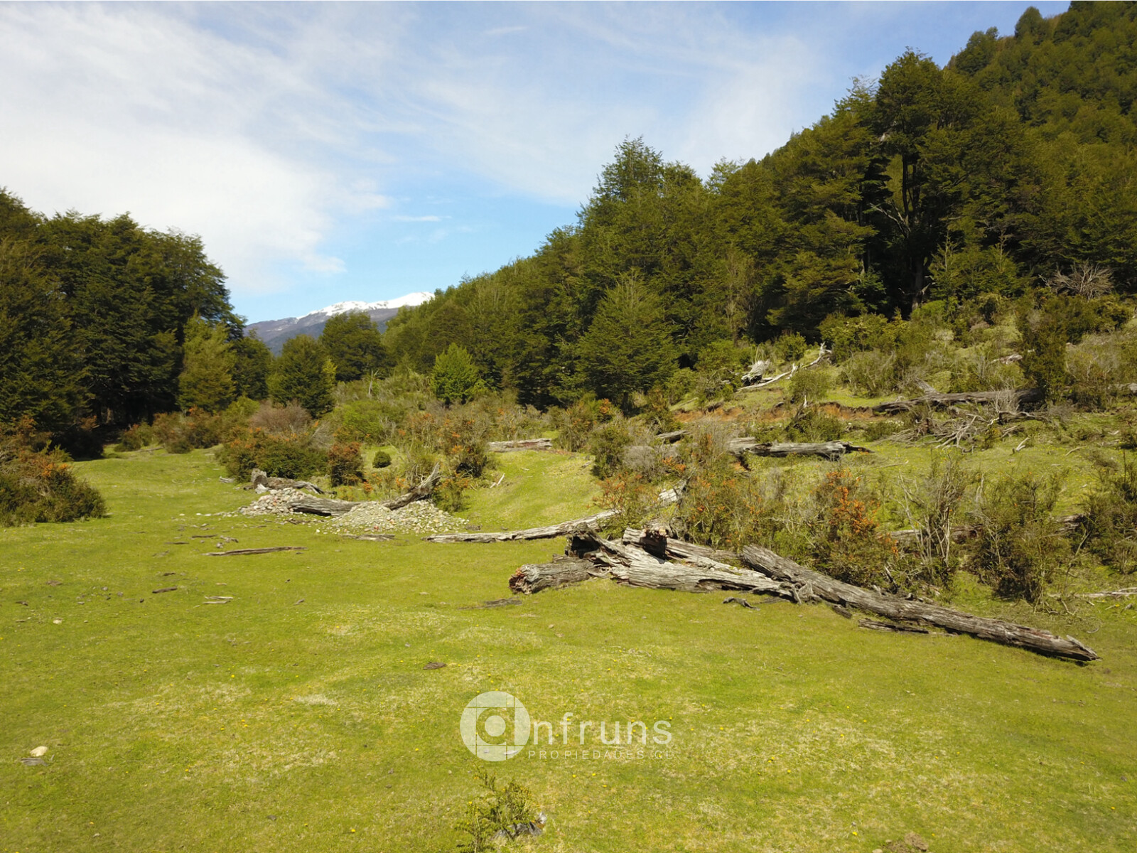 Lodge en Venta en Coyhaique | 15 Dormitorios | 15 Baños | 200000 m² | UF 5.500 - 9
