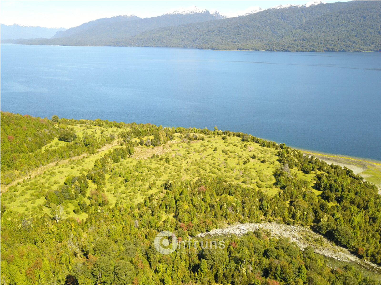 Terreno en Venta en Puerto Cisnes | 15 Dormitorios | 15 Baños | 2950000 m² | UF 12.000 - 8