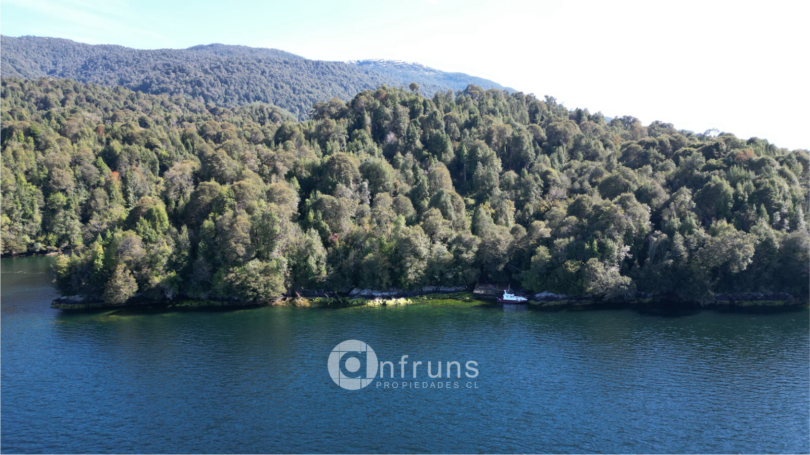Terreno en Venta en Puerto Cisnes | 15 Dormitorios | 15 Baños | 3750000 m² | UF 12.000 - 3