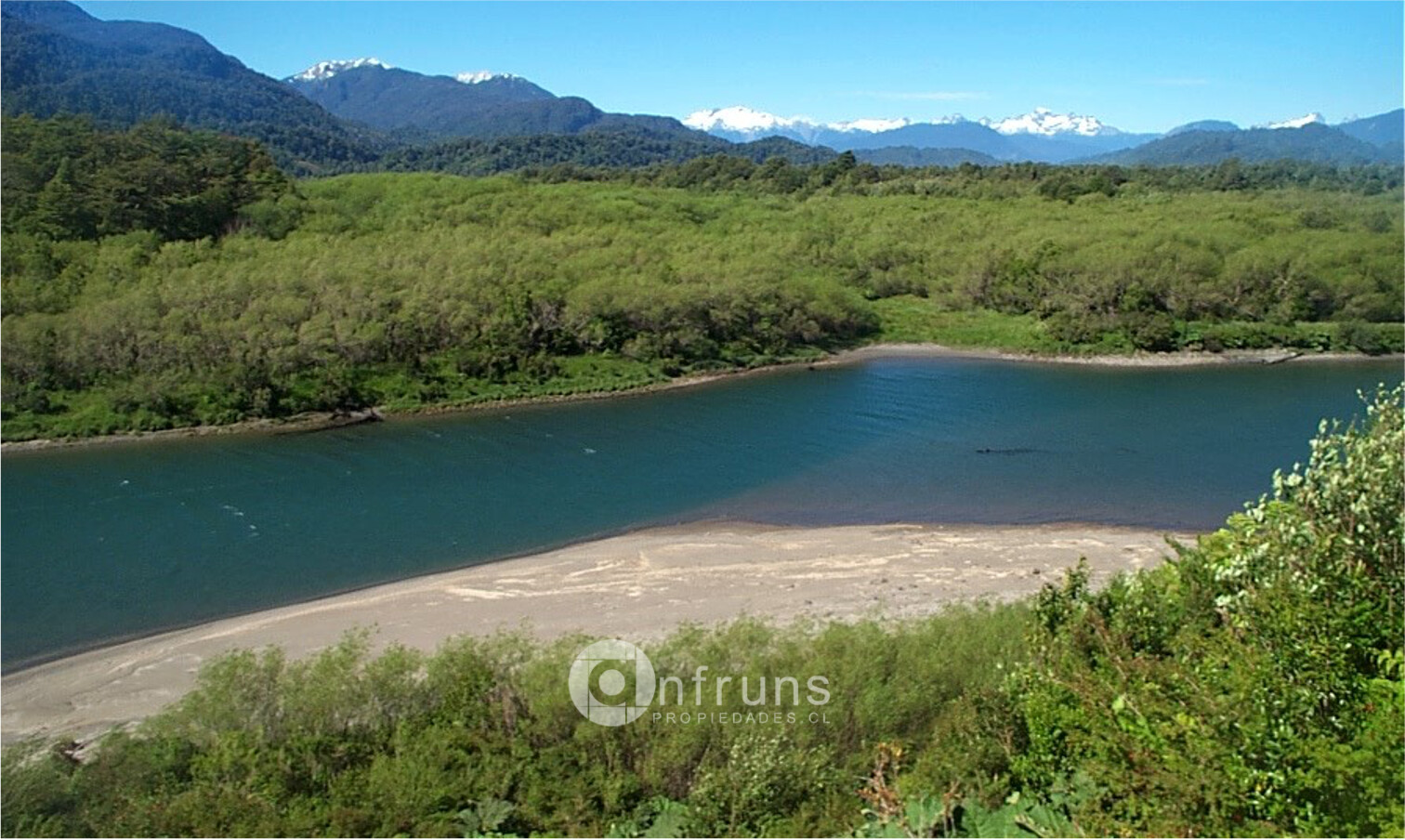 Campo en Venta en La Junta | 15 Dormitorios | 15 Baños | 57376 m² | UF 50.000 - 4