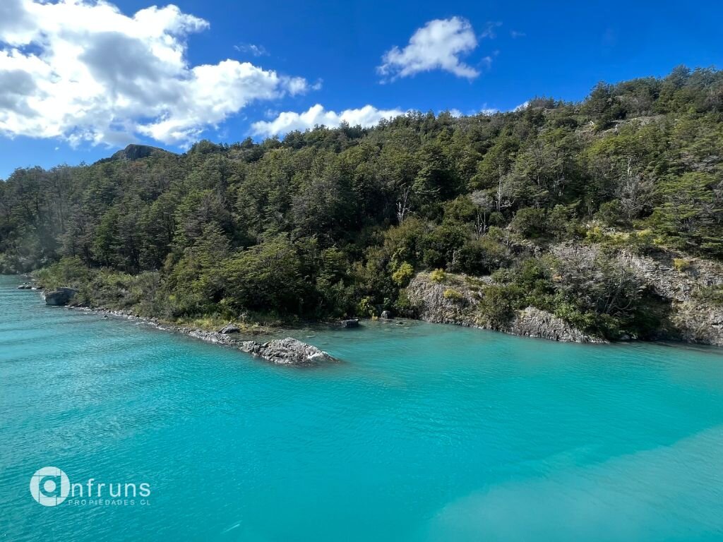 Panoramic view of Lago Bertrand from the property