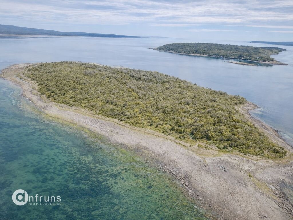 Isla Privada en el Archipiélago de las Guaitecas - Isla Repollal