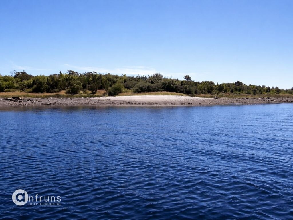 Secluded bay on the island, perfect for mooring boats.