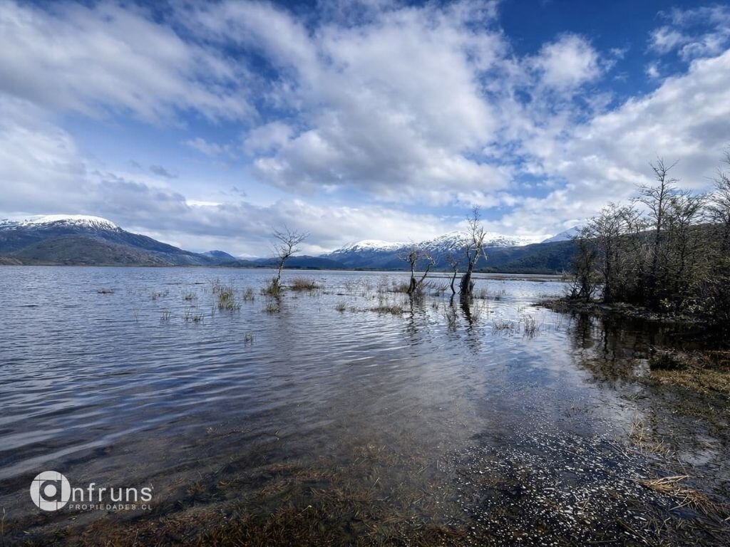 Exclusivo Fundo a Orillas del Lago Vargas
