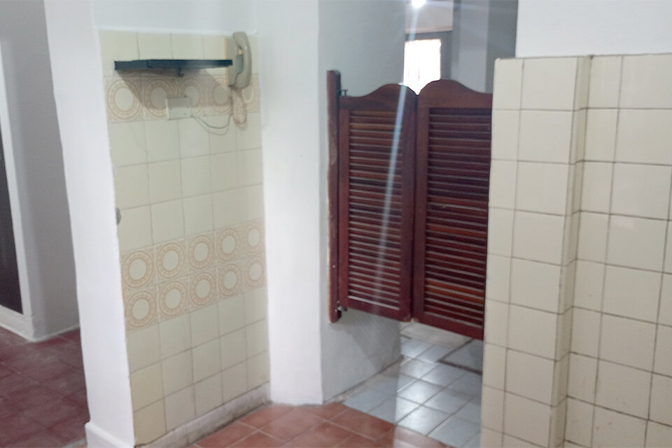 CÓMODA CASA 2 DORMITORIOS GUTIERREZ 2568 PLANTA BAJA - 3