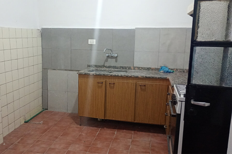 CÓMODA CASA 2 DORMITORIOS GUTIERREZ 2568 PLANTA BAJA - 4