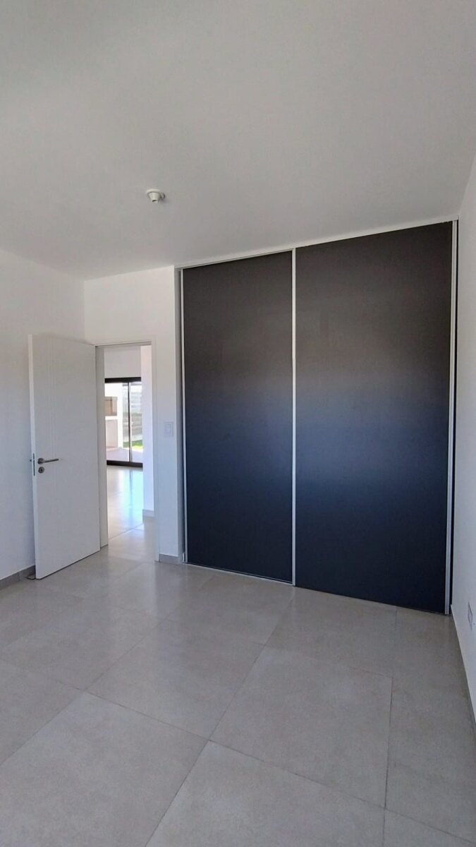 CASA RINCONES DE MANANTIALES - Imagen 10