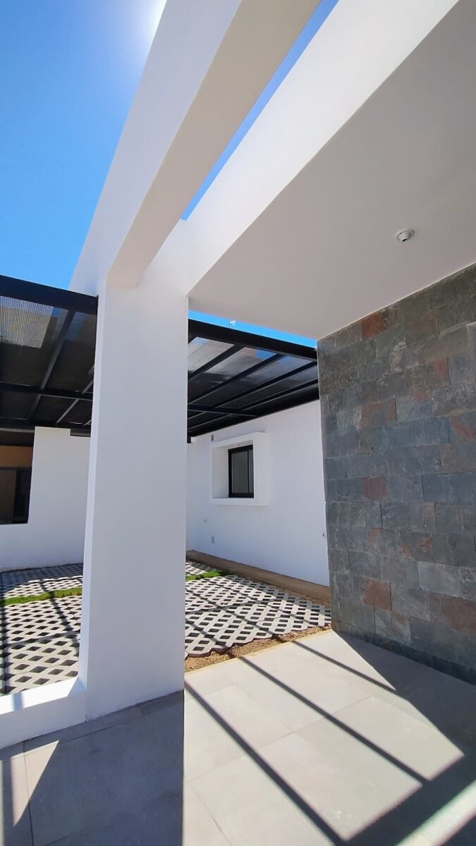 CASA RINCONES DE MANANTIALES - Imagen 2