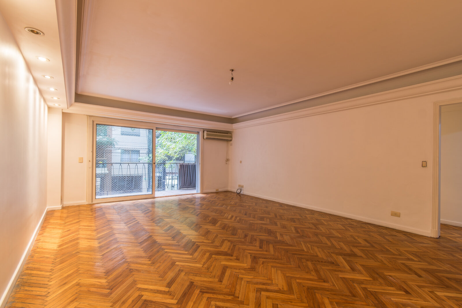 Piso de cuatro ambientes - Palermo Nuevo - Cochera y baulera — foto 5