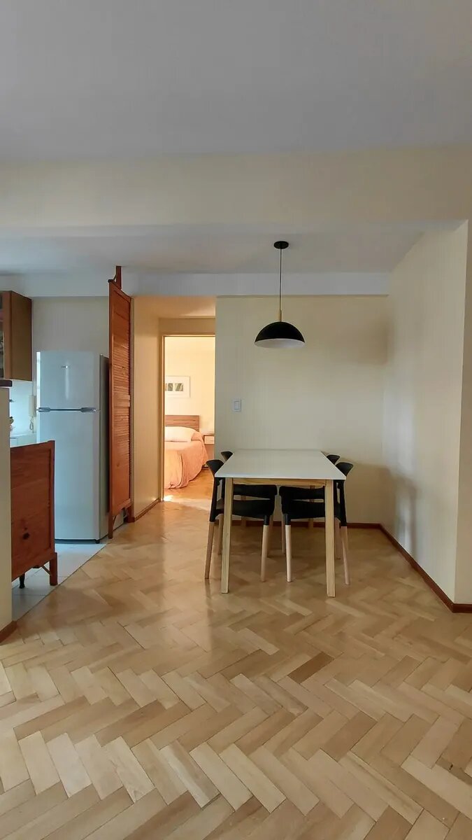Nuñez, Manzanares 1600, 3er piso, lateral, 2 amb, 43m2, u$s 990 + luz. – Máximo 4 px. - 15