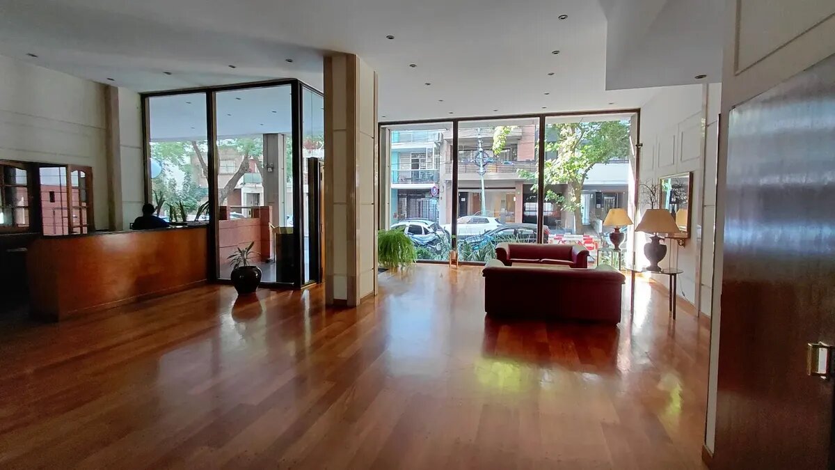 Nuñez, Manzanares 1600, 3er piso, lateral, 2 amb, 43m2, u$s 990 + luz. – Máximo 4 px. - 11