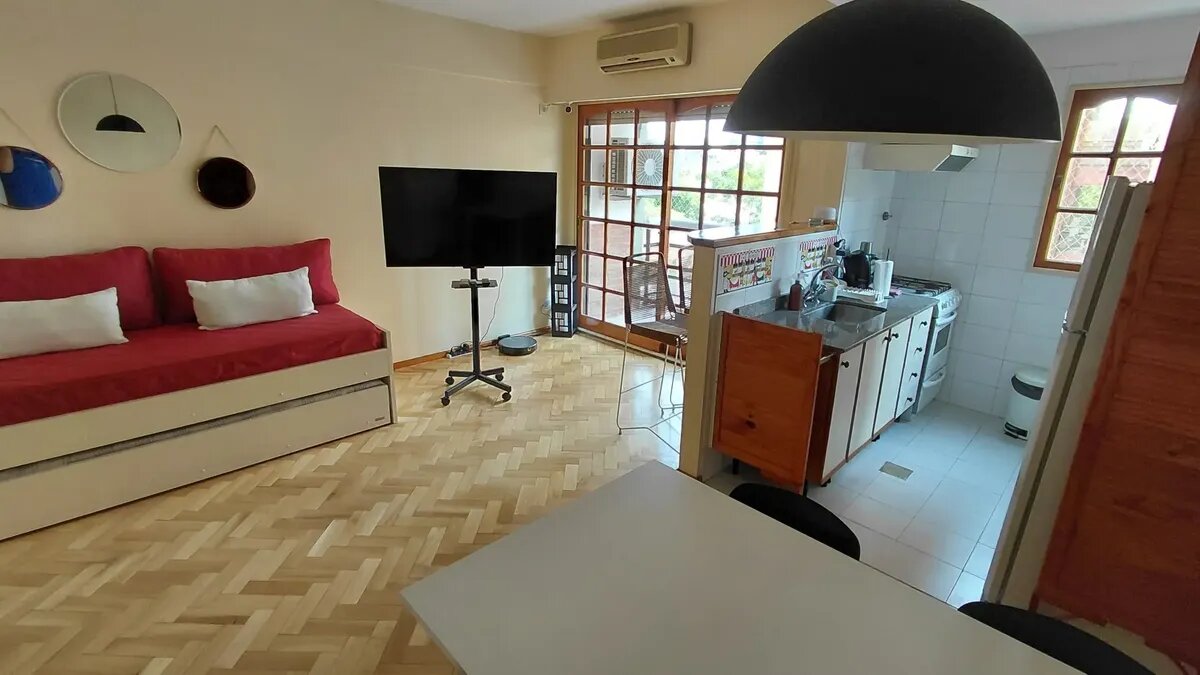 Nuñez, Manzanares 1600, 3er piso, lateral, 2 amb, 43m2, u$s 990 + luz. – Máximo 4 px. - 14